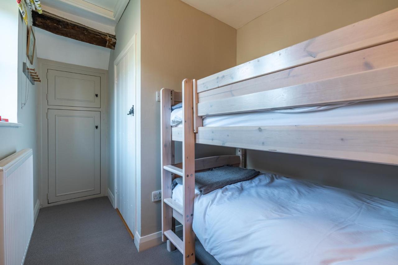 Corner Cottage Bretforton Екстер'єр фото